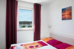 Fotografie z fotogalerie ubytování Apartmani Mirna Luka v destinaci Pomer + 39 fotografií