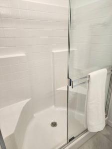 3 BD RM- 7 miles from Las Vegas Strip