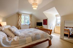 Et tv og/eller underholdning på Sandy Lodge Rock