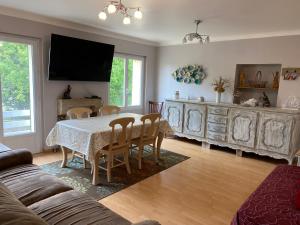 Ruang duduk di Vendée - Petite Maison de Vacances