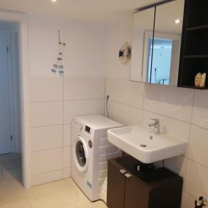 Koupelna v ubytování Ferienwohnung Ankerplatz in Schlagsdorf auf Fehmarn