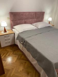 Posteľ alebo postele v izbe v ubytovaní VILLA NEDE
