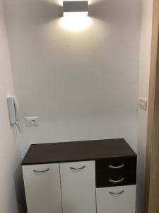 Kuchyňa alebo kuchynka v ubytovaní VILLA NEDE