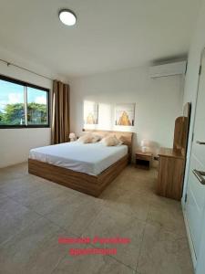 Seaside Paradise 2 minutes à pied du Lagoon客房内的一张或多张床位