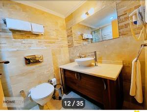 Koupelna v ubytování Alanya gold city hotel main building 3 bedroom apartment