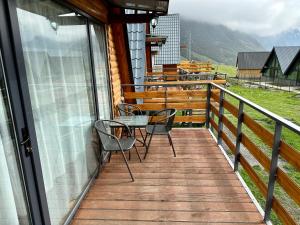 Balkón nebo terasa v ubytování T&T cottage + 9 fotografií