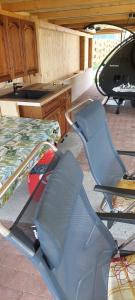 Posezení v ubytování Gästehaus Kathi Campingplatz Buschcamper