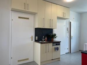 Nhà bếp/bếp nhỏ tại Peaceful Apartment for 4