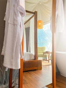 Voodi või voodid majutusasutuse Serene Glamping سيرين toas