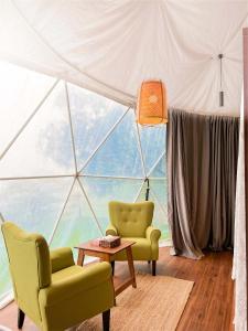 Loodusmaastik of the luxury tent lähedal