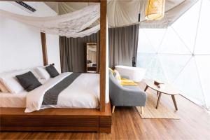 Voodi või voodid majutusasutuse Serene Glamping سيرين toas