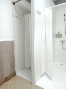 Koupelna v ubytování Hostel Bretema