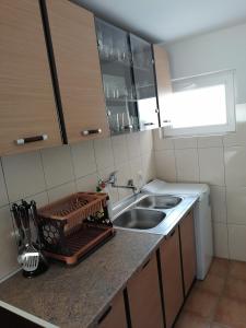O bucătărie sau chicinetă la Apartment Božica