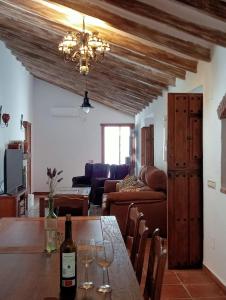 Χώρος καθιστικού στο Villa Aguacate con Apto