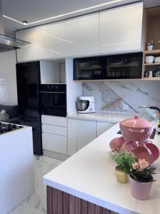 Cucina o angolo cottura di Coin Confort 2 chambres de luxe avec piscine
