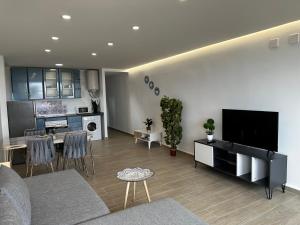 Μια τηλεόραση ή/και κέντρο ψυχαγωγίας στο Sweet Almuñécar