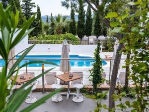 Swimmingpoolen hos eller tæt på Luxury White Castle Ibiza