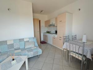 Kuchyň nebo kuchyňský kout v ubytování Apartments Bevanda