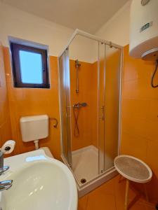 Koupelna v ubytování Apartments Bevanda