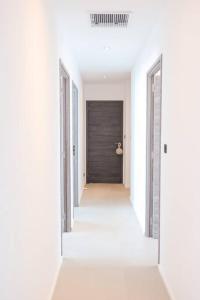 Fotografie z fotogalerie ubytování Villa luxe avec piscine et belle vue mer v destinaci Pietrosella