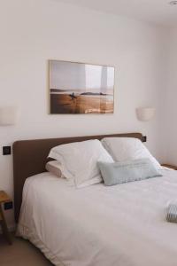 Postel nebo postele na pokoji v ubytování Villa luxe avec piscine et belle vue mer