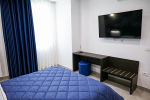 A television and/or entertainment centre at Palazzo Archeo