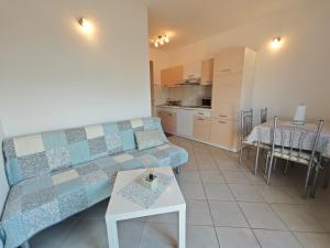 Kuchyň nebo kuchyňský kout v ubytování Apartments Bevanda