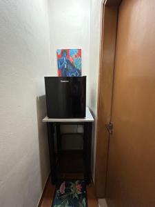 TV in/ali zabaviščno središče v nastanitvi Habitación en suite, Excelente Ubicación