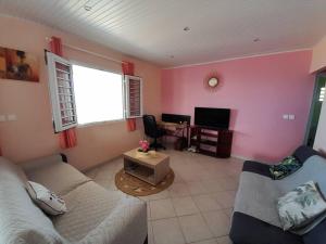 TV tai viihdekeskus majoituspaikassa Villa Sirius vue sur mer
