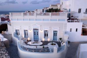 Balkón nebo terasa v ubytování Oia Mansion