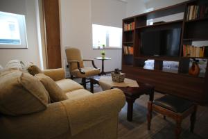 Χώρος καθιστικού στο Del Toro Apartment +6 φωτογραφίες