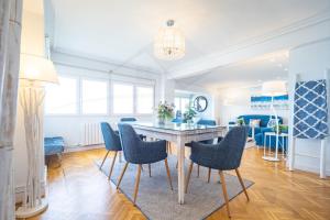 Фотография из галереи Playa Apartamento Frente al mar в городе Хихон