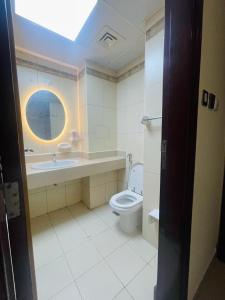 Koupelna v ubytování 2bedroom in Mankhool