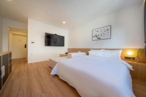 Sjónvarps- og/eða afþreyingartæki á Aank Hotel Daejeon Yongjeon 2nd