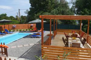 The swimming pool at or close to Filippos Green Villa