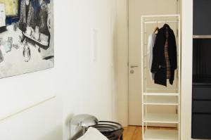 a room with a closet with a clothes rack at Serralves 1108 -Estudio 0 in Porto
