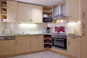 Kuchyň nebo kuchyňský kout v ubytování Ferienwohnung Villa Waldesruh