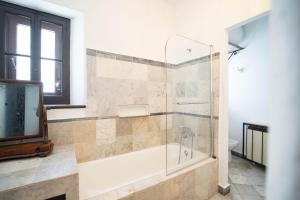 Łazienka w obiekcie La Casa 1832 Boutique