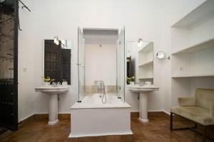 Łazienka w obiekcie La Casa 1832 Boutique