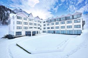 索纳马格Radisson Hotel Sonamarg的相册照片