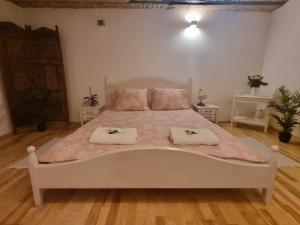 Dolce Vita Linda 1074 Budapest, 14 Vörösmarty utca kép - 2
