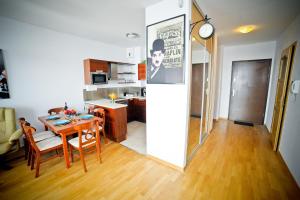 Galeriebild der Unterkunft Luxury Rockefeller - Sea Towers in Gdynia + 17 Fotos