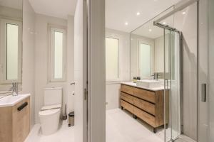 Łazienka w obiekcie Apartamento Embajadores XVII