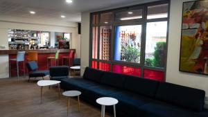 Photo de la galerie de l'établissement The Originals City, Hôtel Ascotel, Lille Est Grand Stade, à Villeneuve d'Ascq
