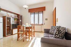 Η κουζίνα ή μικρή κουζίνα στο Appartamento Alba Rosa PT - MyHo Casa