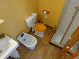 Koupelna v ubytování Un séjour les pieds dans l'eau