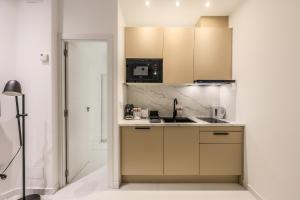 Kuchnia lub aneks kuchenny w obiekcie Apartamento Embajadores XV