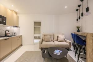 Kuchnia lub aneks kuchenny w obiekcie Apartamento Embajadores XV