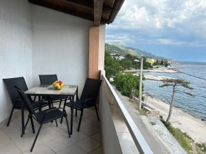 Hrvatska, KARLOBAG, Apartmani Karlobag