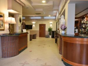 The lobby or reception area at Hotel e Appartamenti La Solaria